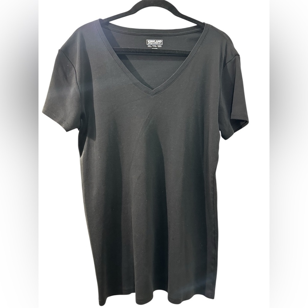 Kirkland Signature Women's Classic Black Tee